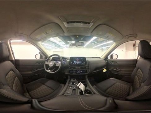 New 2025 Nissan Pathfinder S image 36