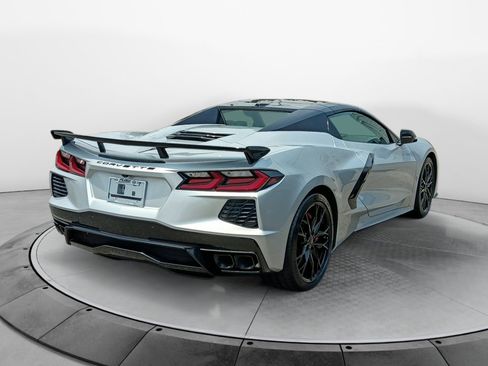 Used 2026 Chevrolet Corvette Stingray Preferred Conv w/ Z51 Performance Package RWD image 7