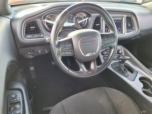 Used 2023 Dodge Challenger GT image 5