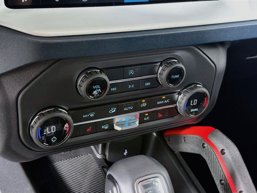 New 2026 Ford Bronco Heritage Edition AWD/4WD image 12