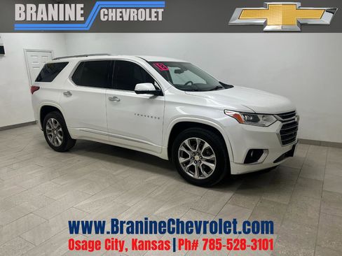 Used 2018 Chevrolet Traverse Premier image 1
