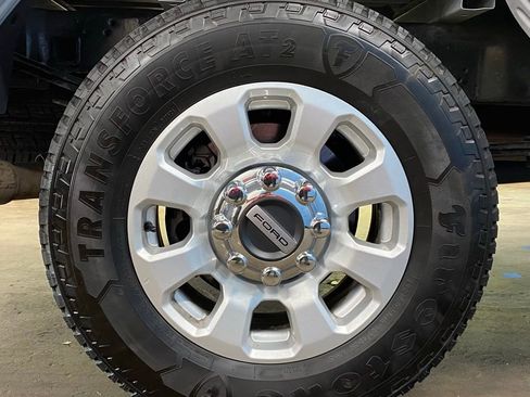 Used 2024 Ford F250 XLT image 54