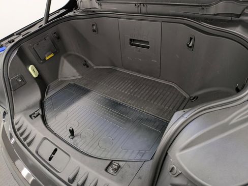 Used 2025 Ford F150 Lightning Platinum image 30