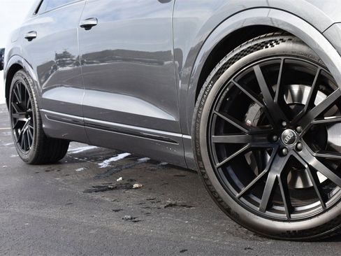 Used 2020 Audi SQ8 Premium Plus w/ Driver Assistance Package image 4