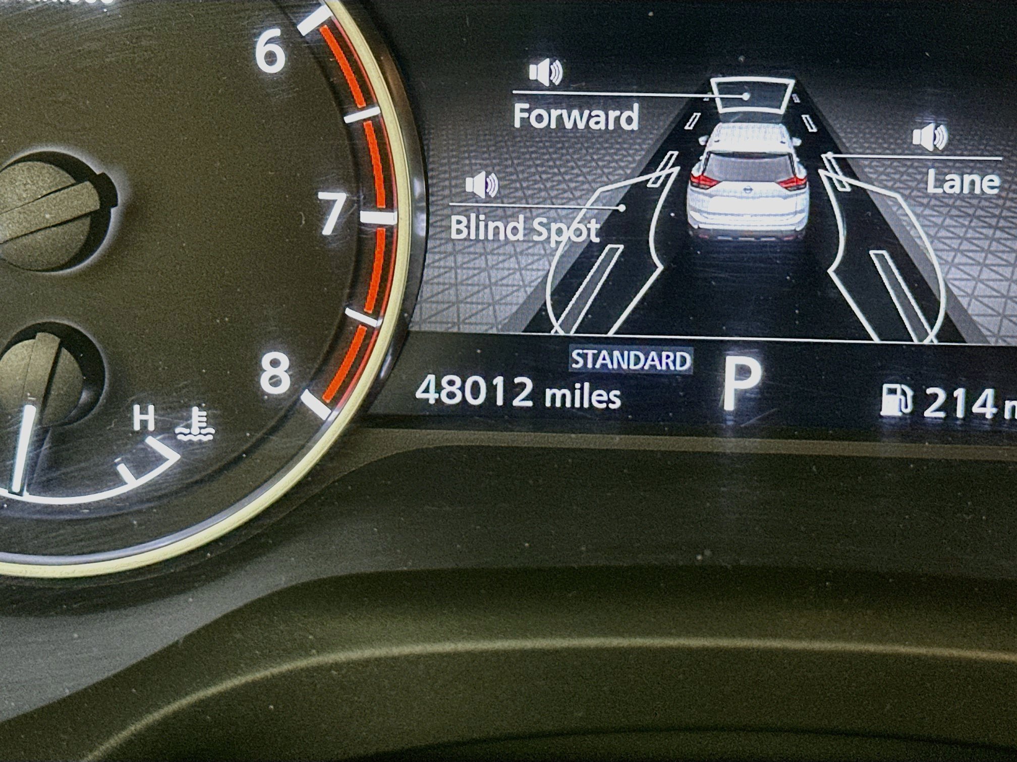 Used 2025 Nissan Rogue SV FWD image 19