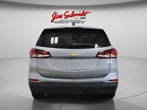 Used 2024 Chevrolet Equinox LS w/ LS Convenience Package AWD/4WD image 5