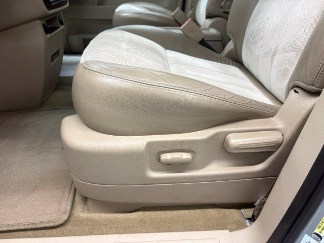 Used 2005 Mercury Monterey Premier FWD image 14