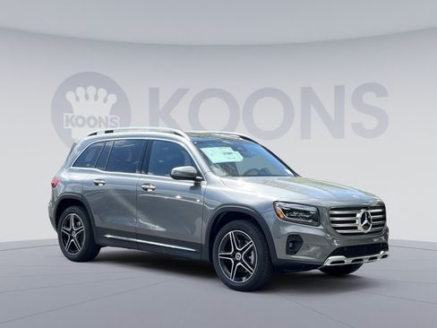 New 2026 Mercedes-Benz GLB 250 4MATIC image 2