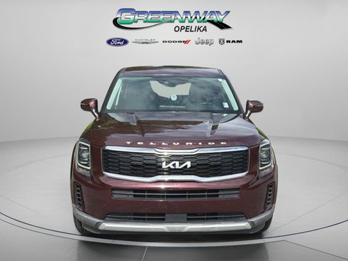 Used 2022 Kia Telluride LX FWD image 2