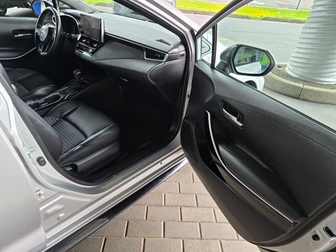 Used 2024 Toyota Corolla XSE FWD image 12