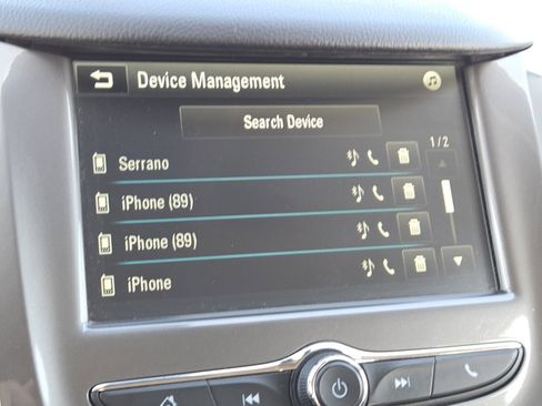 Used 2017 Chevrolet Cruze LT image 24