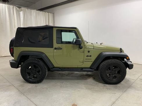 Used 2013 Jeep Wrangler Sport image 12