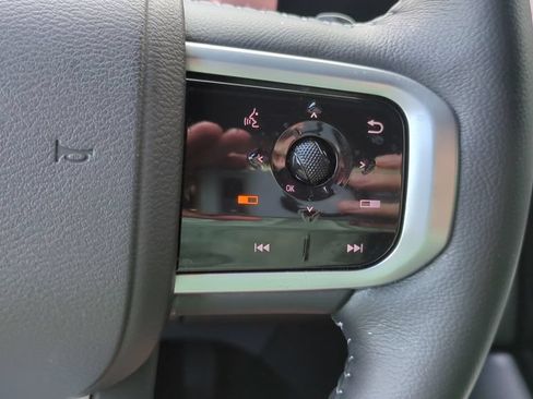 Used 2025 Nissan Armada SL w/ Captain's Chari Seat Package AWD/4WD image 23