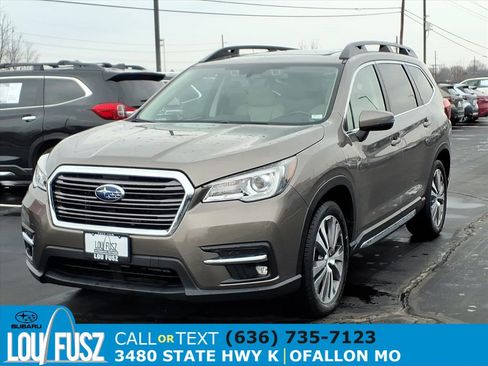 Used 2021 Subaru Ascent Limited w/ Technology Package image 2