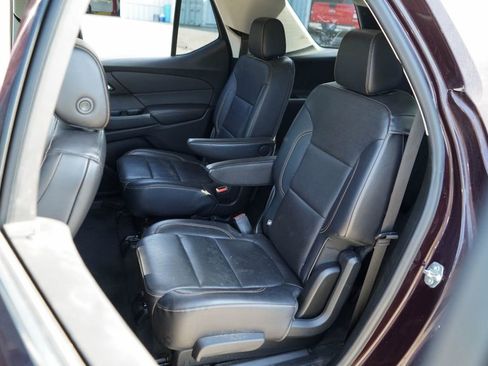 Used 2019 Chevrolet Traverse Premier w/ Driver Confidence II Package FWD image 31