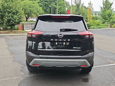 Certified 2023 Nissan Rogue SV AWD/4WD image 5