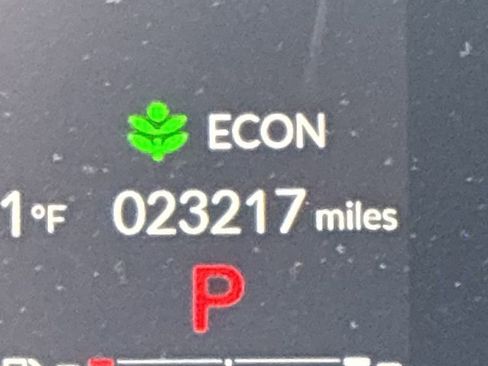 Used 2025 Honda CR-V LX image 19