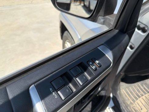 Used 2011 Toyota 4Runner Limited AWD/4WD image 50