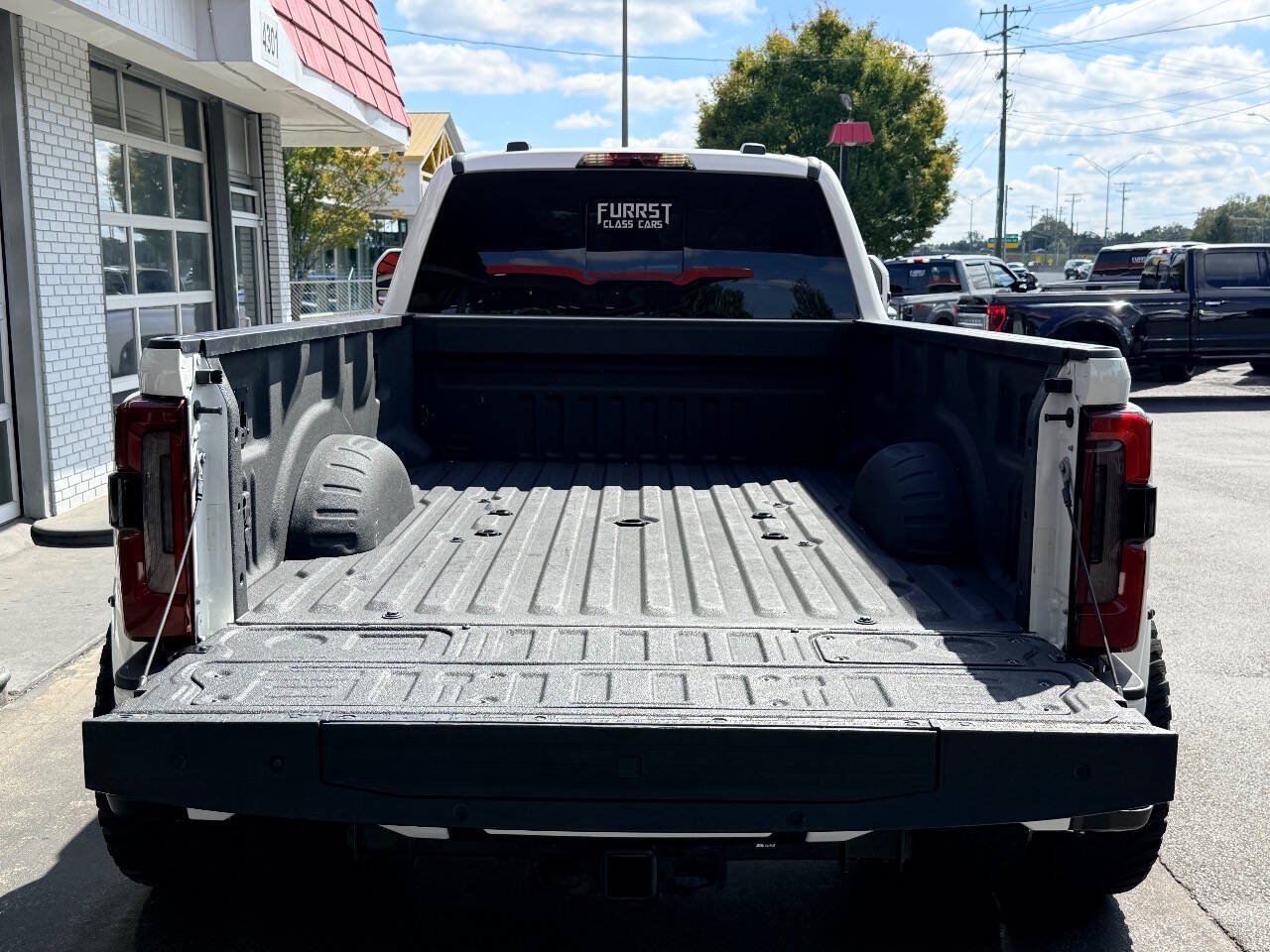 Used 2023 Ford F450 Platinum w/ FX4 Off-Road Package AWD/4WD image 10