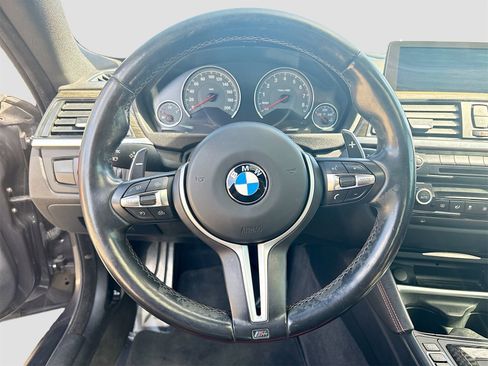 Used 2015 BMW M4 Coupe image 11