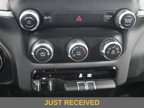 Used 2022 RAM 1500 Big Horn AWD/4WD image 13