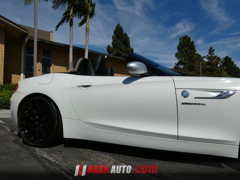 Used 2015 BMW Z4 sDrive35is RWD image 7