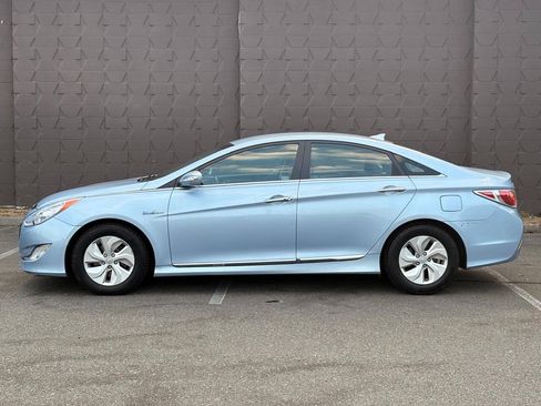Used 2014 Hyundai Sonata Hybrid FWD image 3