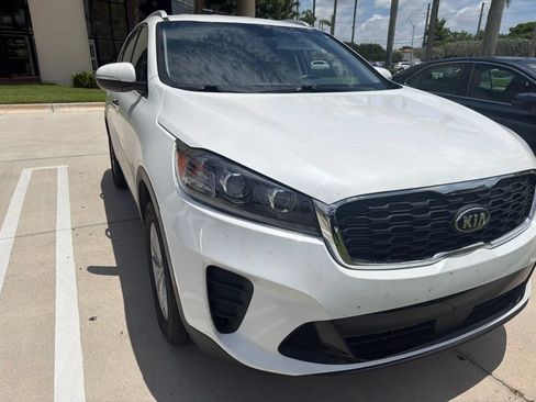 Used 2020 Kia Sorento LX w/ LX I4 Convenience Package FWD image 8