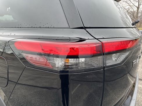 New 2026 Nissan Pathfinder SL image 28