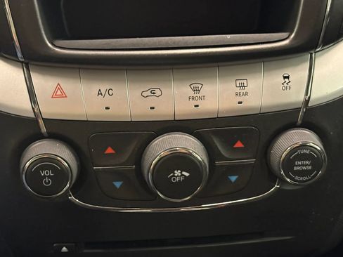 Used 2019 Dodge Journey SE w/ Connectivity Group AWD/4WD image 44