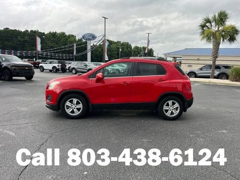 Used 2015 Chevrolet Trax LT w/ LT Sun and Sound Package FWD image 36