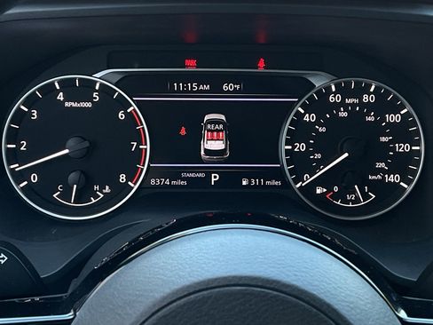 Used 2023 Nissan Rogue SV image 22