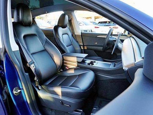 Used 2023 Tesla Model Y Long Range image 12