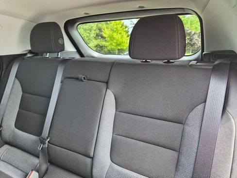 Used 2024 Chevrolet TrailBlazer LT w/ Convenience Package FWD image 32