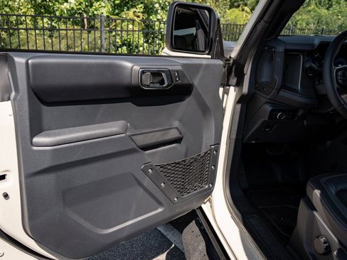 New 2025 Ford Bronco Badlands image 21