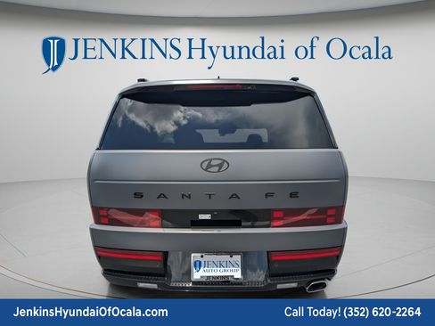 Used 2025 Hyundai Santa Fe Calligraphy FWD image 3
