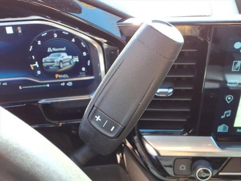 Used 2022 Chevrolet Silverado 1500 RST image 30