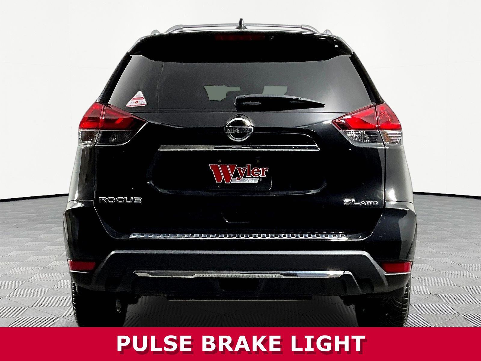 Used 2018 Nissan Rogue SL w/ Premium Package AWD/4WD image 5