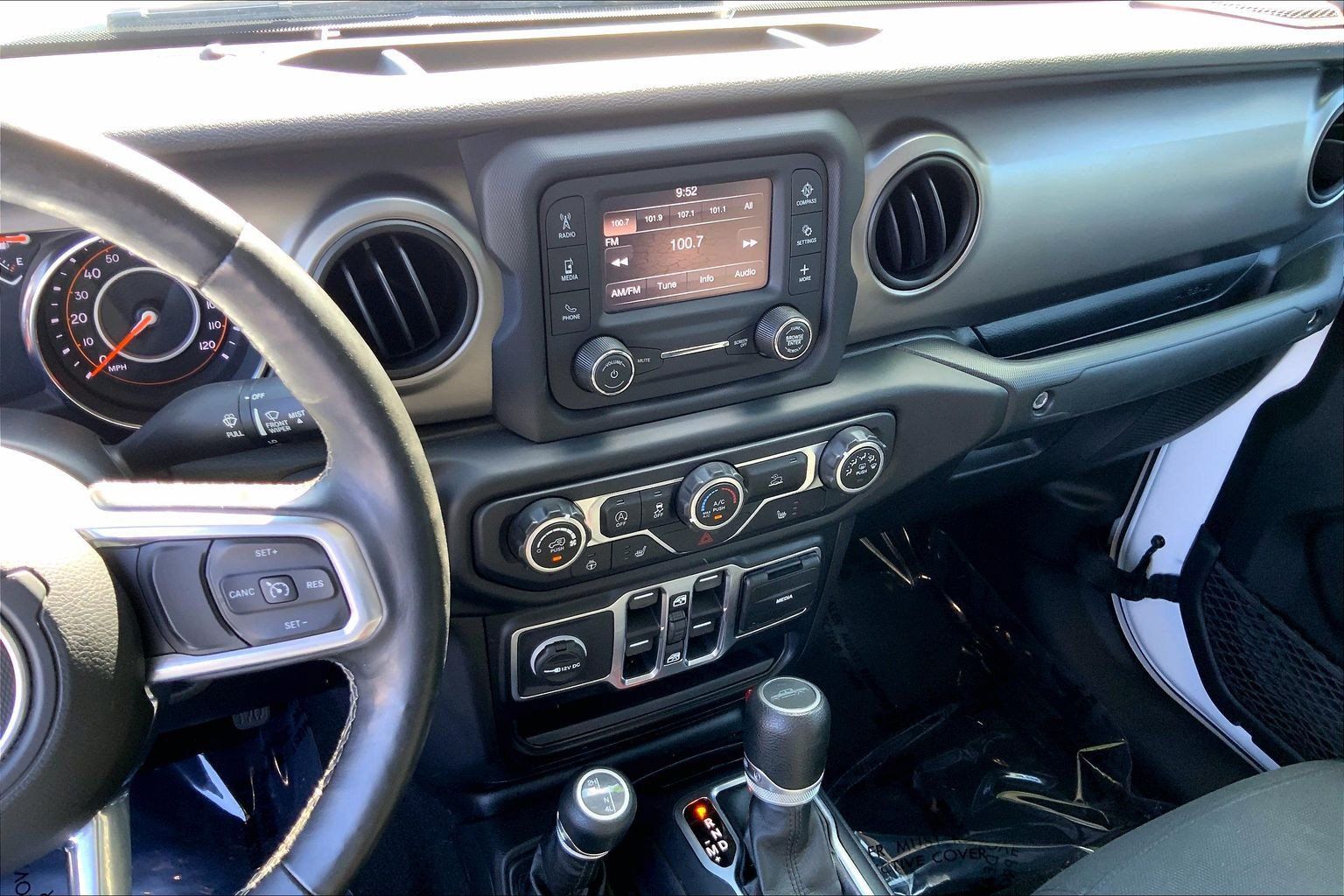 Used 2020 Jeep Gladiator Sport w/ Quick Order Package 24S AWD/4WD image 6