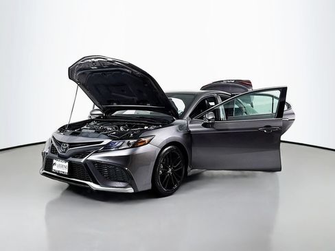 Used 2023 Toyota Camry XSE FWD image 21