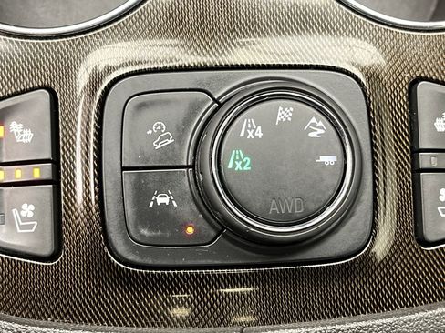 Certified 2023 GMC Acadia AT4 w/ Preferred Package image 19