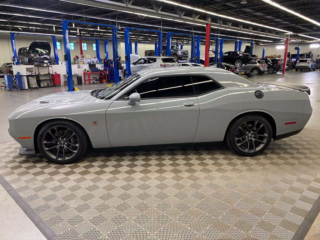 Used 2022 Dodge Challenger R/T Scat Pack w/ Plus Package RWD image 3