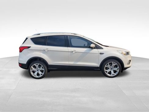 Used 2019 Ford Escape Titanium AWD/4WD image 5