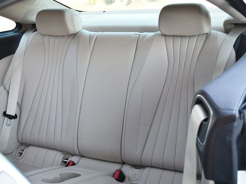 Used 2018 Mercedes-Benz E 400 4MATIC Coupe image 16