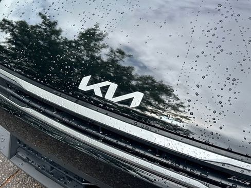 Used 2025 Kia K4 FWD image 15