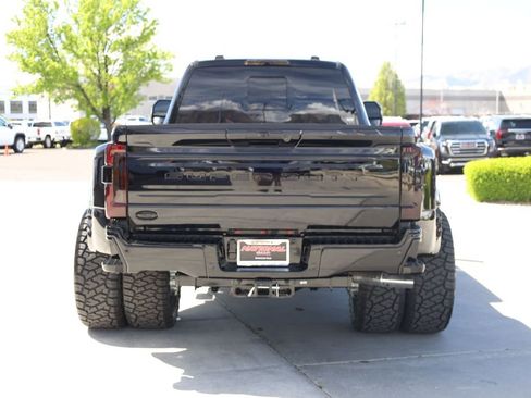 Used 2026 Ford F450 Platinum w/ FX4 Off-Road Package AWD/4WD image 5
