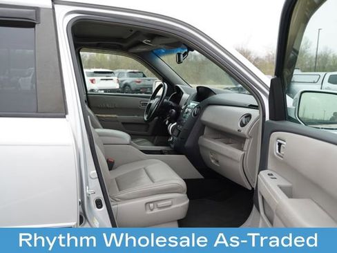 Used 2009 Honda Pilot Touring image 17