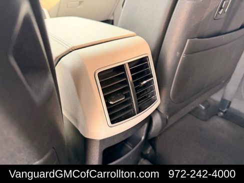 Used 2025 Kia Sportage EX image 29