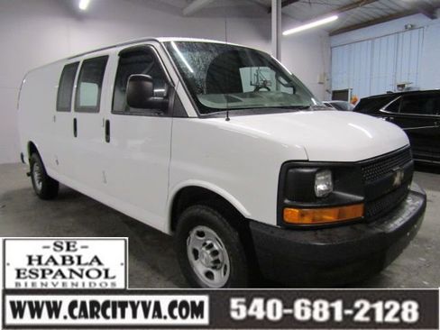 Used 2016 Chevrolet Express 3500 Extended image 1