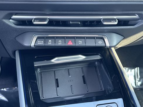 New 2026 Audi Q3 quattro 2.0T AWD/4WD image 26